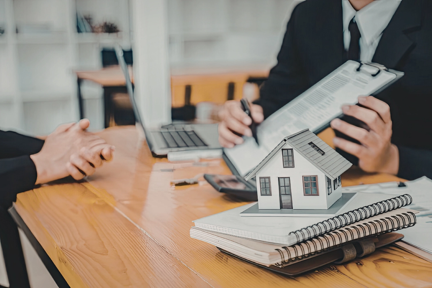 RS Immobilieninvest hilft dabei, die richtige Immobilie zu finden.